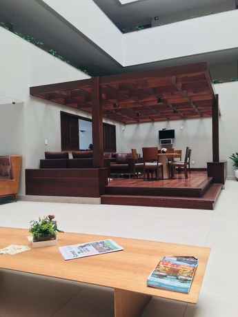 Imagen de los interiores del Hotel Marano. Foto 14