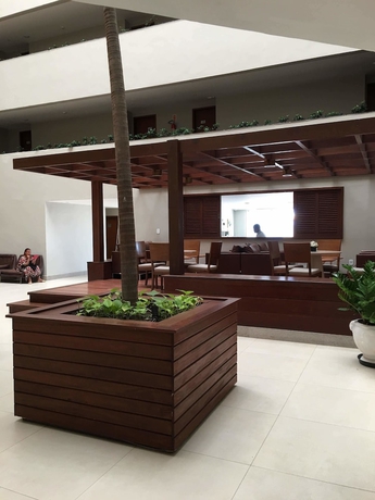 Imagen de los interiores del Hotel Marano. Foto 18