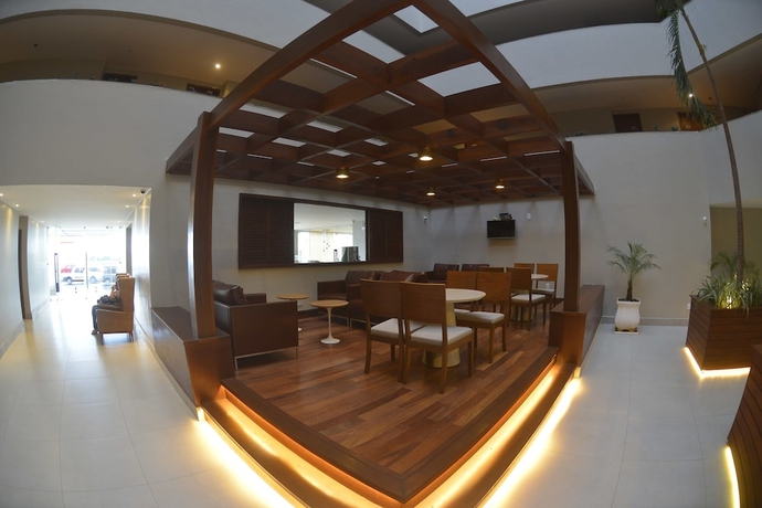 Imagen de los interiores del Hotel Marano. Foto 19