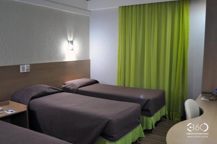 Imagen de la habitación del Hotel Marante Plaza. Foto 9