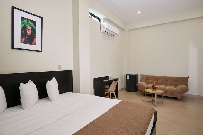 Imagen de la habitación del Hotel Mara&ntilde;&oacute;n. Foto 3