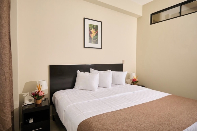 Imagen de la habitación del Hotel Mara&ntilde;&oacute;n. Foto 8