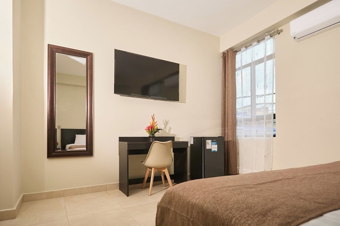 Imagen de la habitación del Hotel Mara&ntilde;&oacute;n. Foto 9
