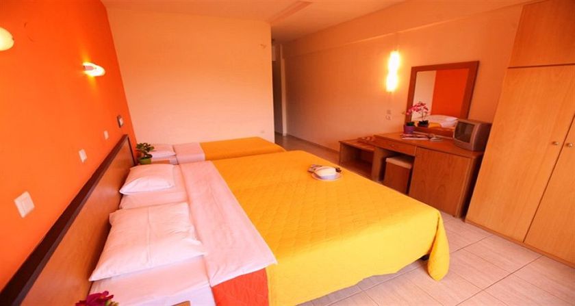 Imagen de la habitación del Hotel Maranton Beach. Foto 10