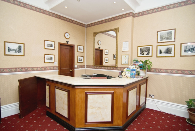 Imagen de los interiores del Hotel Maranton House. Foto 12