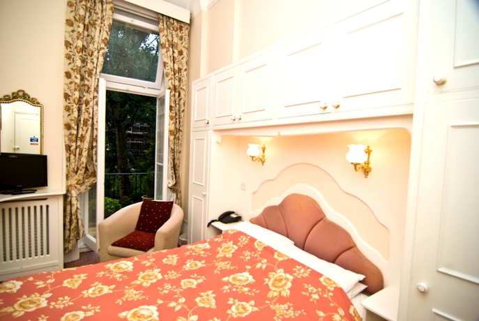 Imagen de la habitación del Hotel Maranton House. Foto 6