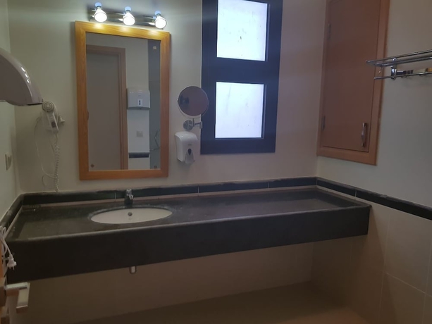 Imagen de la habitación del Hotel Marassi North Coast. Foto 12