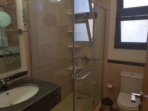 Imagen de la habitación del Hotel Marassi North Coast. Foto 17