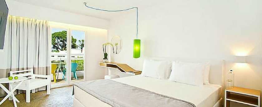 Imagen general del Hotel Marathon Beach Resort. Foto 8