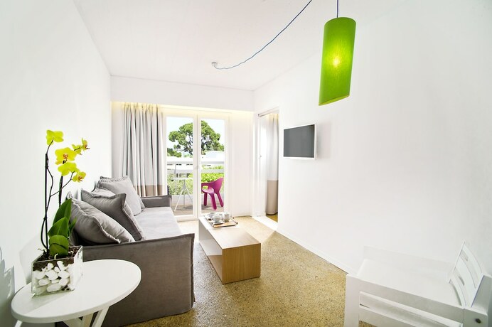 Imagen de la habitación del Hotel Marathon Beach Resort. Foto 13