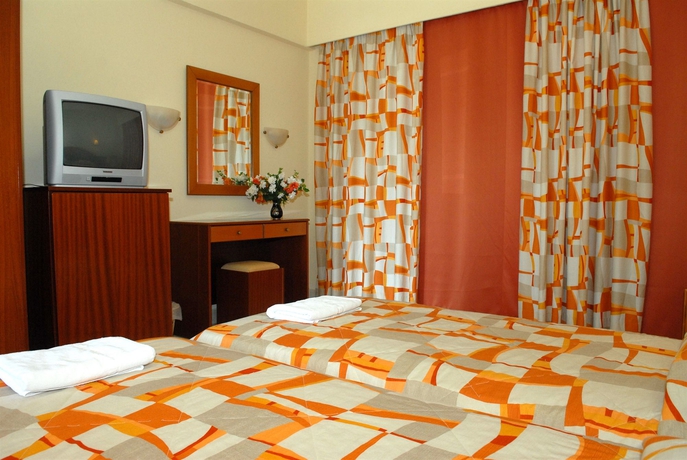 Imagen de la habitación del Hotel Marathon. Foto 5