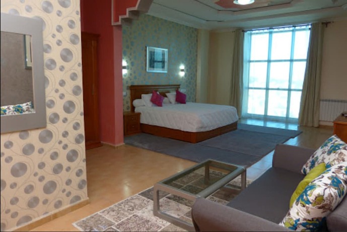 Imagen de la habitación del Hotel Maraval. Foto 20