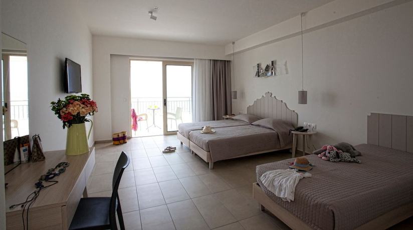 Imagen de la habitación del Hotel Maravel Star Art. Foto 13