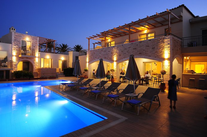 Imagen de la piscina del Hotel Maravel Star Art. Foto 19