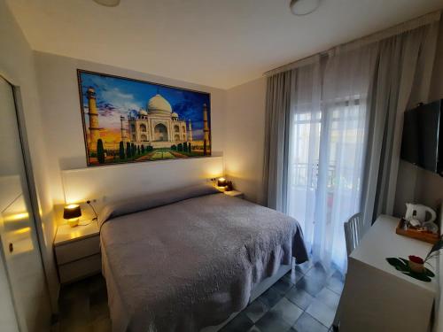 Imagen de la habitación del Hotel Maravillas del Mundo. Foto 16