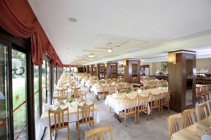 Imagen del bar/restaurante del Hotel Marbel By Palm Wings. Foto 2