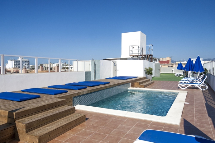 Imagen de la piscina del Hotel Marbel, Ca'n Pastilla. Foto 9