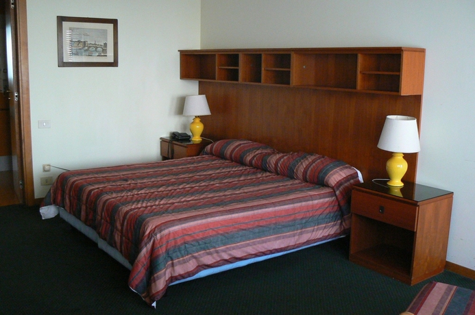 Imagen de la habitación del Hotel Marbela Apartments and Suites. Foto 5