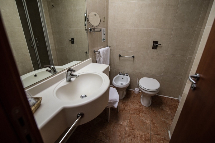 Imagen de la habitación del Hotel Marbela Apartments and Suites. Foto 8