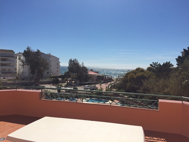 Imagen de la habitación del Hotel Marbella Beach Resort At Club Playa Real. Foto 9