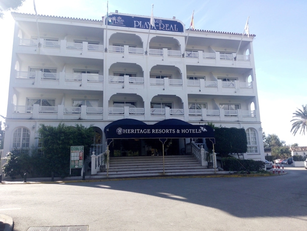 Imagen de los interiores del Hotel Marbella Beach Resort At Club Playa Real. Foto 19