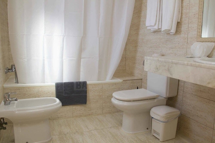 Imagen de la habitación del Hotel Marbella, Benidorm - Playa Poniente. Foto 14