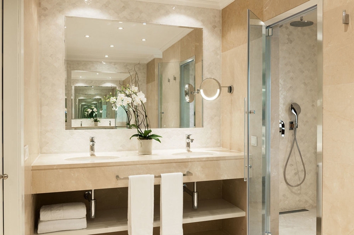 Imagen de la habitación del Hotel Marbella Club Golf Resort and Spa. Foto 9