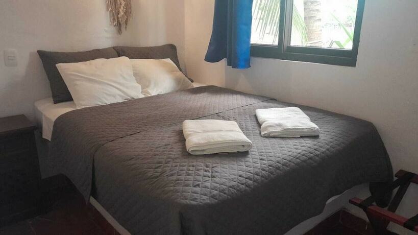 Imagen de la habitación del Hotel Marbella Eco Lodge. Foto 19