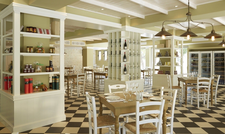 Imagen del bar/restaurante del Hotel Marbella, Mar-bella Collection. Foto 5