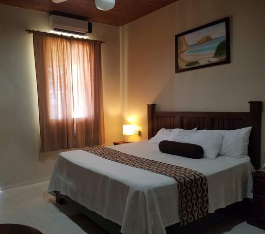 Imagen de la habitación del Hotel Marbella Montecristi. Foto 3