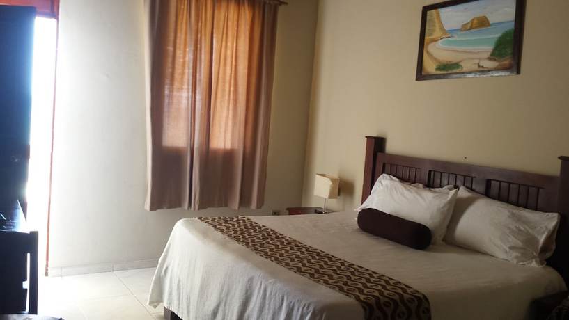 Imagen de la habitación del Hotel Marbella Montecristi. Foto 4