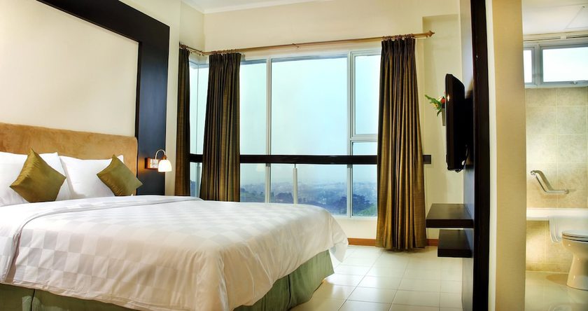 Imagen de la habitación del Hotel Marbella Suites Bandung. Foto 8