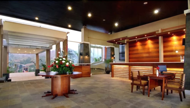 Imagen de los interiores del Hotel Marbella Suites Bandung. Foto 15