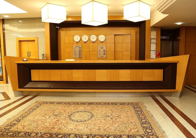 Imagen de los interiores del Hotel Marble. Foto 19