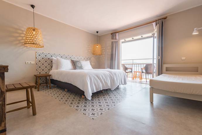 Imagen de la habitación del Hotel Marble Stella Maris Ibiza. Foto 6