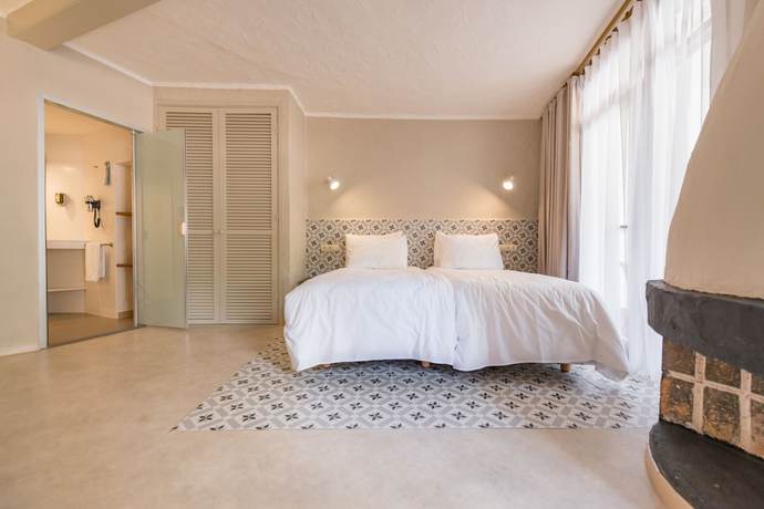 Imagen de la habitación del Hotel Marble Stella Maris Ibiza. Foto 12