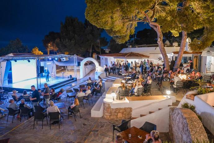 Imagen de los exteriores del Hotel Marble Stella Maris Ibiza. Foto 18