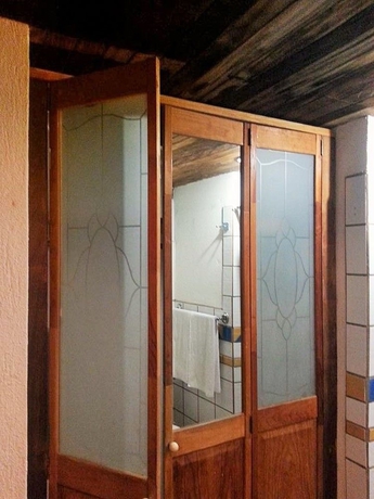 Imagen de la habitación del Hotel Marboka & Suites. Foto 4