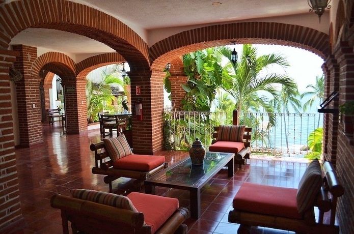 Imagen de los interiores del Hotel Marboka & Suites. Foto 10