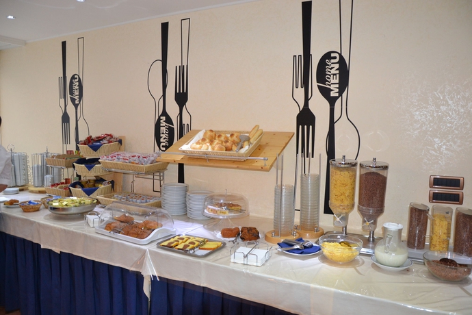 Imagen del bar/restaurante del Hotel Marc Aurelio. Foto 4