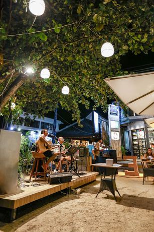 Imagen del bar/restaurante del Hotel Marc Hotel Gili Trawangan. Foto 6