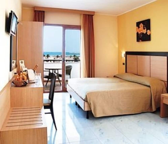 Imagen de la habitación del Hotel Marc, Vieste. Foto 8