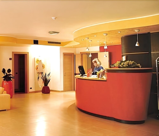 Imagen de los interiores del Hotel Marc, Vieste. Foto 14