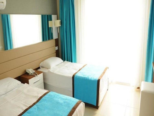 Imagen general del Hotel Marcan Beach. Foto 6