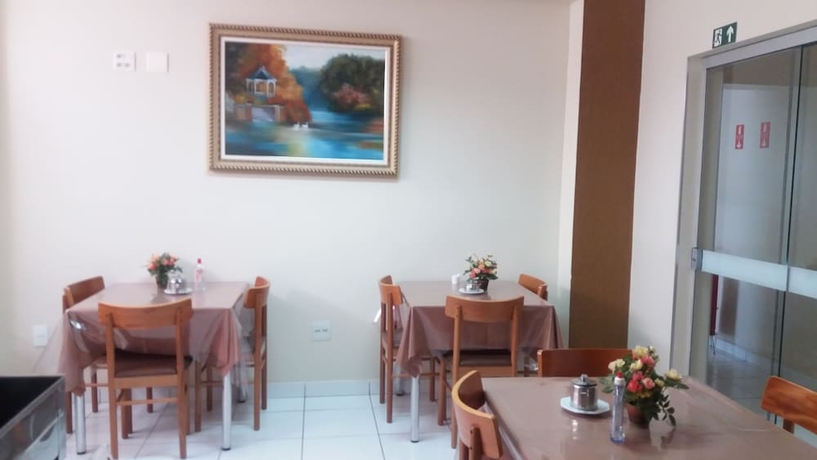 Imagen del bar/restaurante del Hotel Marcan. Foto 2
