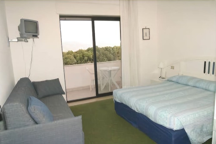 Imagen de la habitación del Hotel Marcaneto. Foto 16