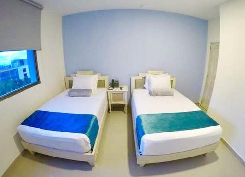 Imagen de la habitación del Hotel Marcari. Foto 8
