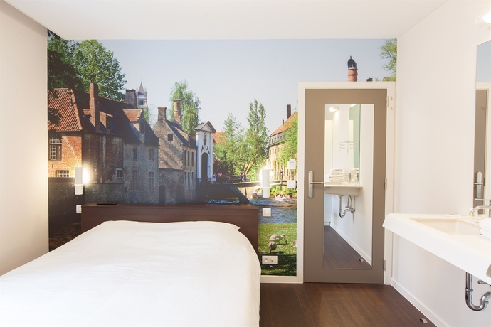 Imagen de la habitación del Hotel Marcel. Foto 5