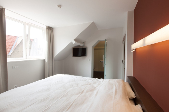 Imagen de la habitación del Hotel Marcel. Foto 11