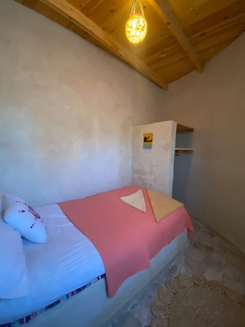 Imagen de la habitación del Hotel Marcelia Eco-Village Front Lake View. Foto 4